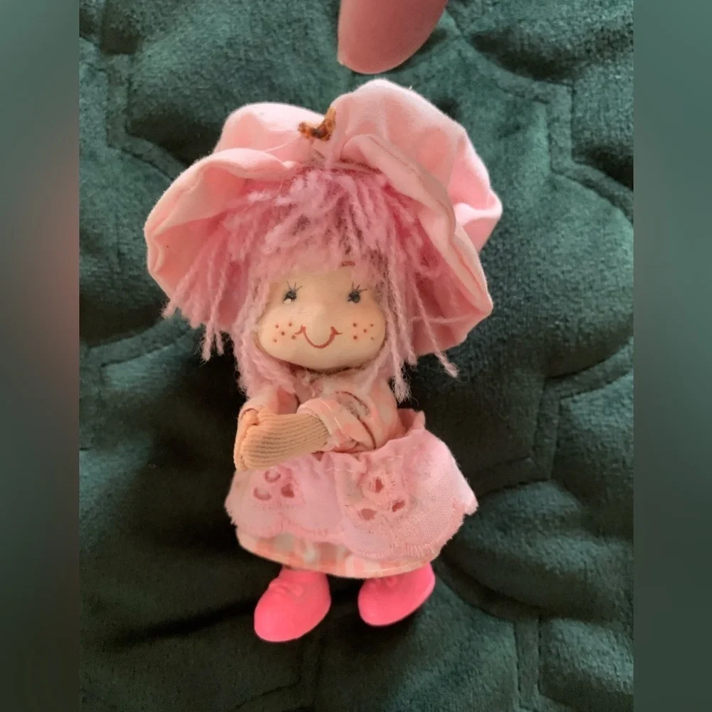 Bang Lim Flower Hugger Vintage Hugger Clip on Dolls 3.5”